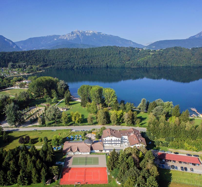 Hotel Al Sorriso Greenpark & Wellness Levico Terme Esterno foto