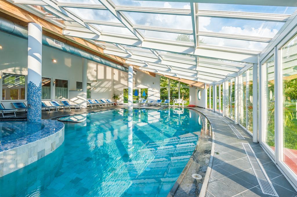 Hotel Al Sorriso Greenpark & Wellness Levico Terme Esterno foto