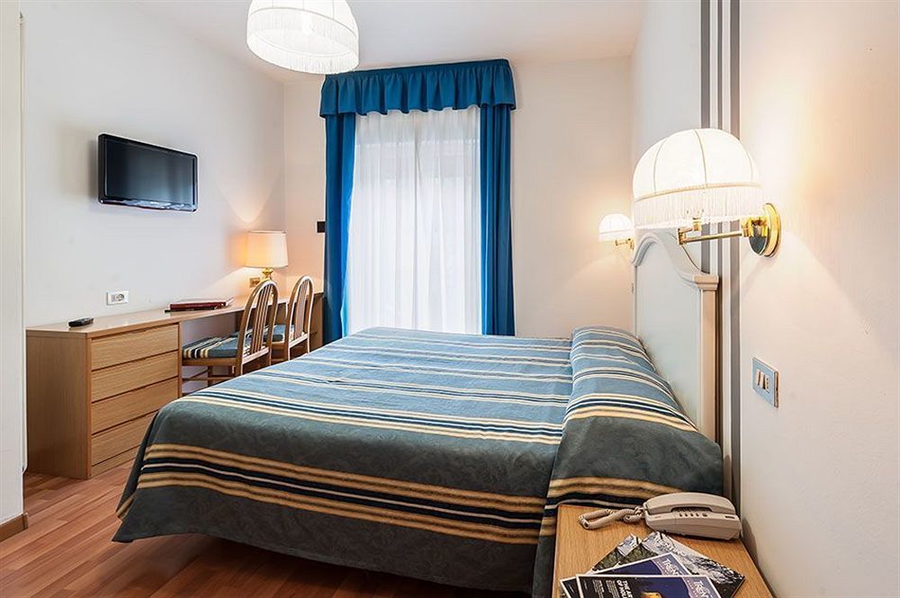 Hotel Al Sorriso Greenpark & Wellness Levico Terme Esterno foto