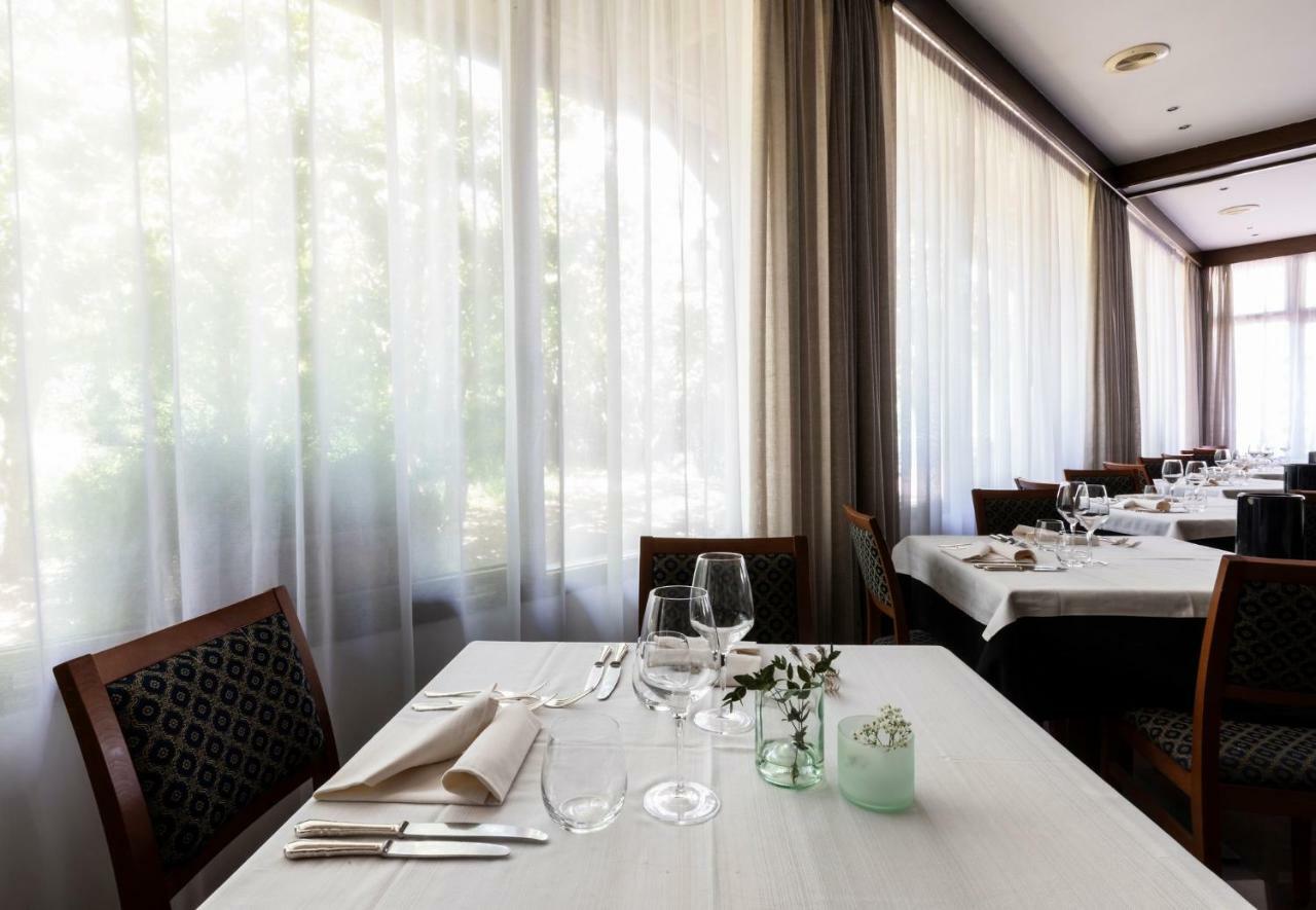 Hotel Al Sorriso Greenpark & Wellness Levico Terme Esterno foto