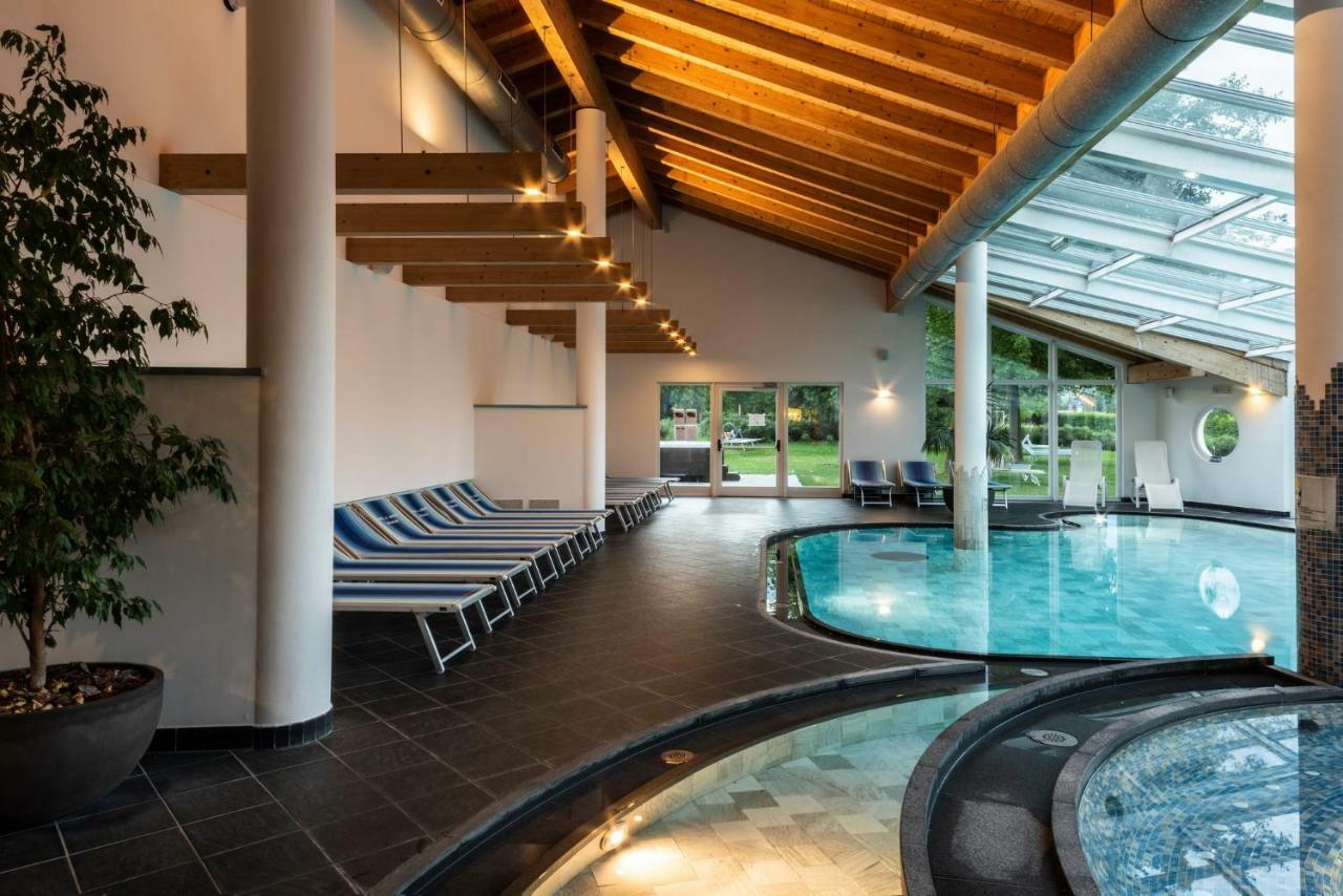 Hotel Al Sorriso Greenpark & Wellness Levico Terme Esterno foto