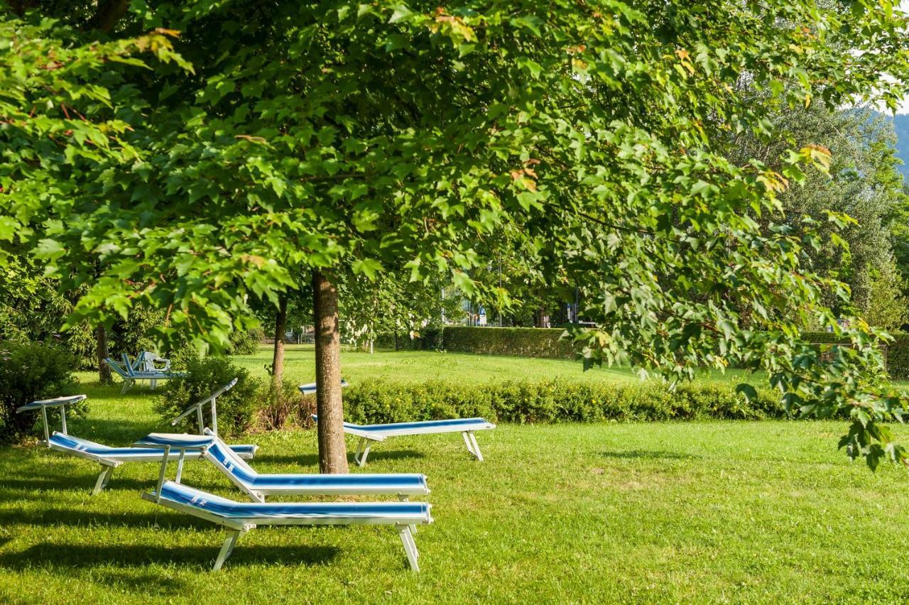 Hotel Al Sorriso Greenpark & Wellness Levico Terme Esterno foto