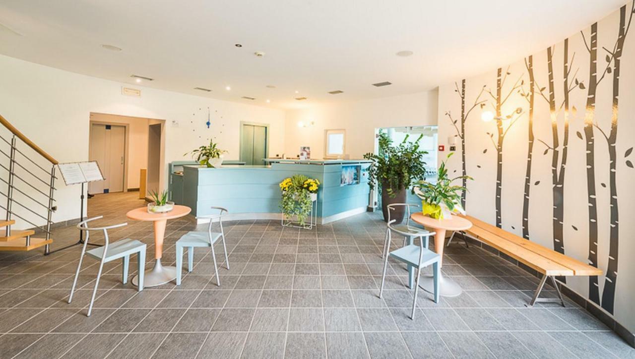 Hotel Al Sorriso Greenpark & Wellness Levico Terme Esterno foto